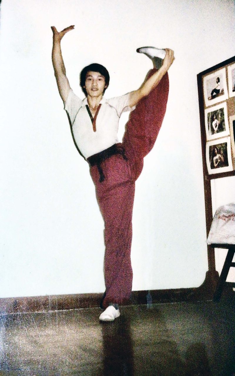 stage musical 80s 1982 whitesnake actor huang 08