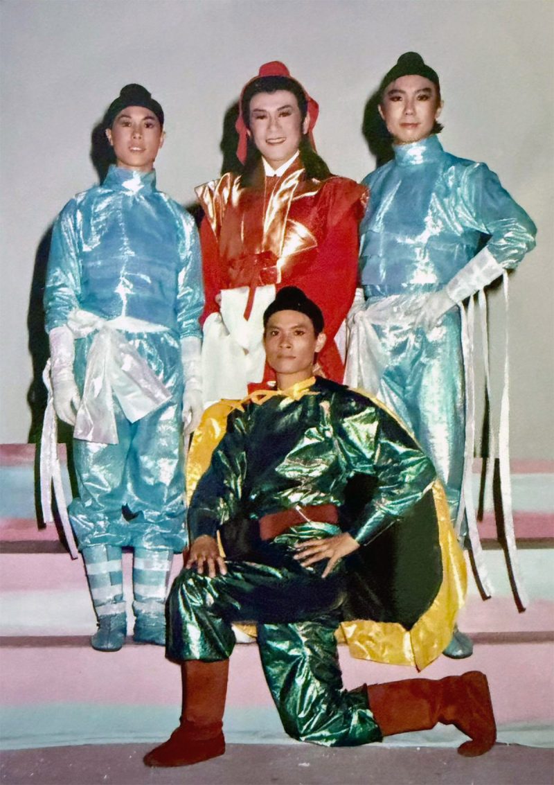 stage musical 80s 1984 laungai actor ko 07