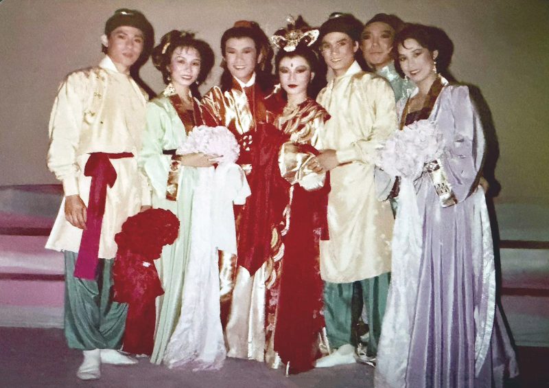 stage musical 80s 1984 laungai actor ko 09